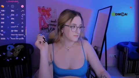 elara_night online show from 4, 10, 2025