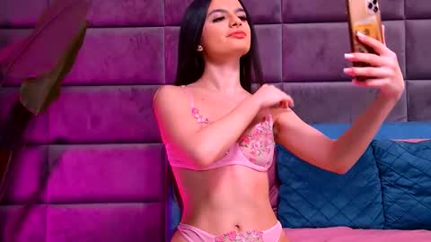 Elara online show from 14, 12, 2025