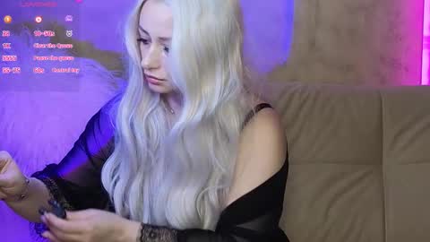 elarasable online show from 25, 11, 2025