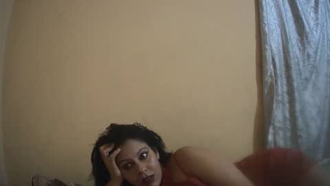 Isabella online show from 12, 10, 2025