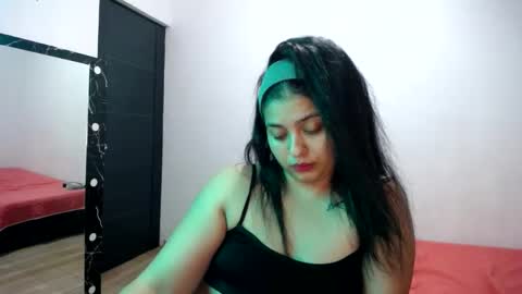 electra_sexylegs online show from 18, 9, 2025