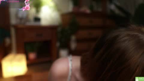 Snapshot of electric_woman chatting on 13, 10, 2025 Aleksa online show from 13, 10, 2025