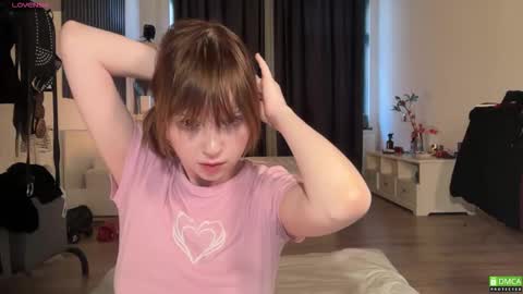 Snapshot of electric_woman chatting on 3, 11, 2025 Aleksa online show from 3, 11, 2025