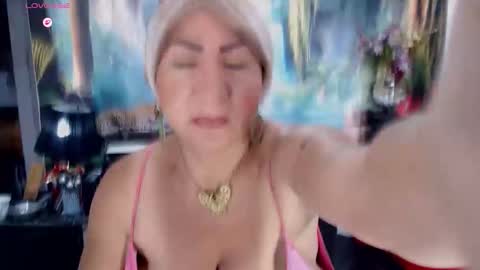 Snapshot of elektra_4_you chatting on 16, 2, 2026 XIOMY give LIKE on my page online show from 16, 2, 2026