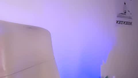 Snapshot of elektra_sky11 chatting on 2, 3, 2025  Elektra Sky  online show from 2, 3, 2025