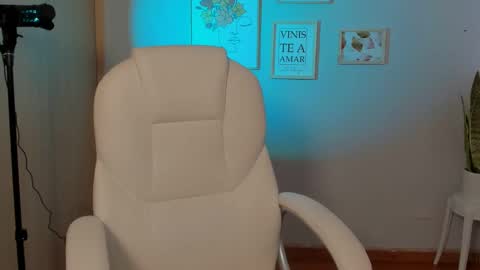 Snapshot of elena_ruiz chatting on 20, 1, 2025 Elena online show from 20, 1, 2025