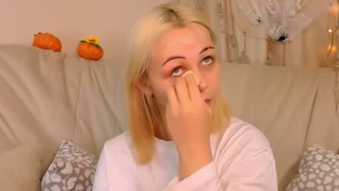 elenamonroee online show from 20, 10, 2025