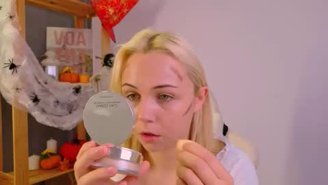 elenamonroee online show from 21, 10, 2025