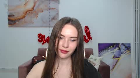elenaoconar online show from 8, 3, 2025