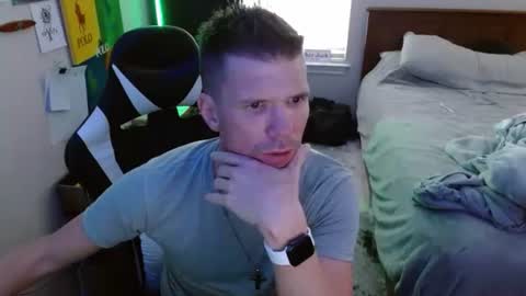 Walker online show from 2, 12, 2025