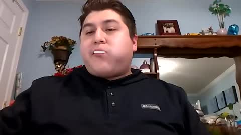 Snapshot of elgotti13 chatting on 3, 12, 2025 elgotti13 online show from 3, 12, 2025