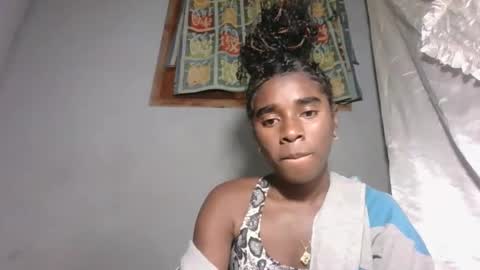 elia011 online show from 10, 11, 2025