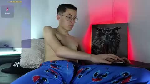 Snapshot of elian_cooper18 chatting on 13, 1, 2025 Elian online show from 13, 1, 2025