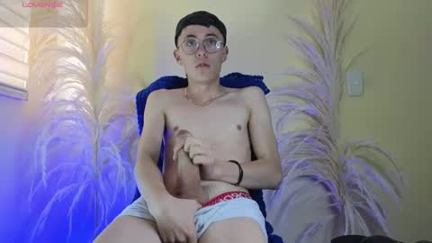 Snapshot of elian_cooper18 chatting on 23, 1, 2025 Elian online show from 23, 1, 2025