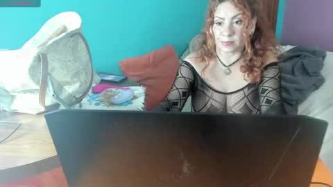 elifgirasol online show from 10, 2, 2025