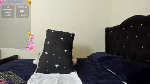 elii_sweet_ online show from 25, 1, 2025
