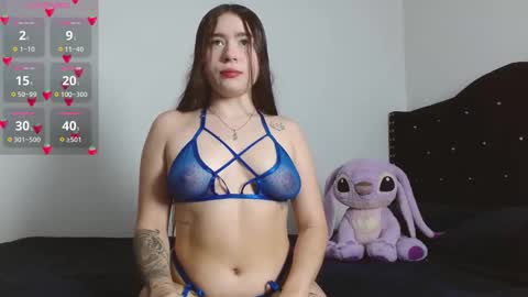 elii_sweet_ online show from 8, 9, 2025