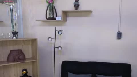 Eliie online show from 18, 11, 2025