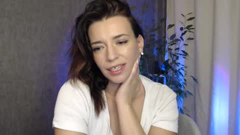 Elina online show from 4, 12, 2024