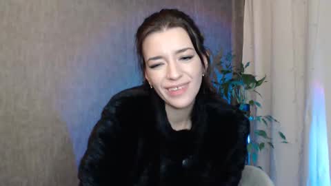 Elina online show from 2, 2, 2025