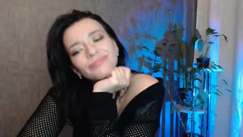 Elina online show from 19, 2, 2025