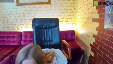 Snapshot of elinor_faith chatting on 31, 10, 2025 elinor_faith online show from 31, 10, 2025