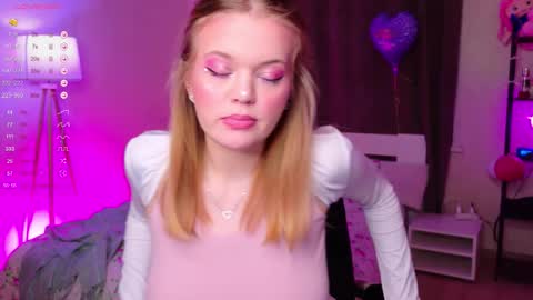 Elly online show from 3, 2, 2026