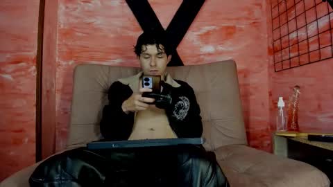 Eliot online show from 1, 2, 2026