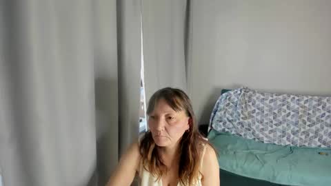 Snapshot of elis_gabbi chatting on 26, 10, 2025 Elis online show from 26, 10, 2025