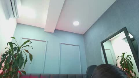 Elisa online show from 8, 3, 2026