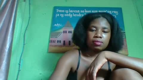 elisabeth2525 online show from 6, 1, 2025