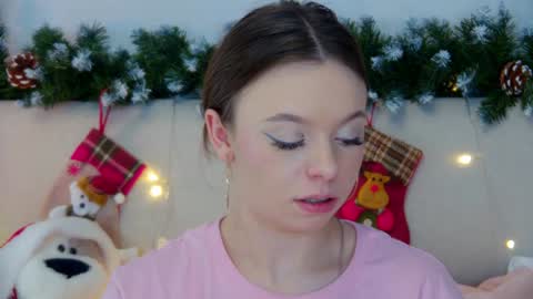 ElisabethDavis online show from 8, 1, 2025