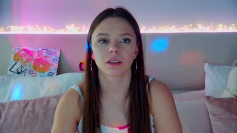 ElisabethDavis online show from 24, 2, 2025