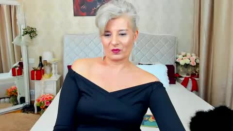 Snapshot of elisarosse_ chatting on 1, 1, 2025 Elissa online show from 1, 1, 2025