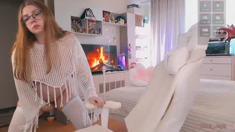 Elise    online show from 21, 9, 2025