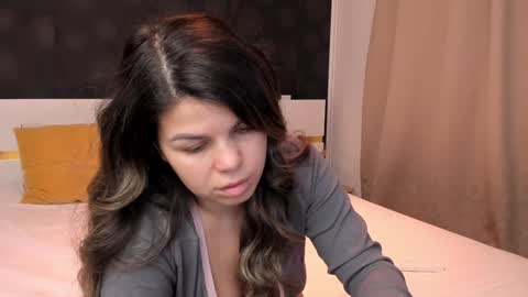 Elly online show from 20, 12, 2024