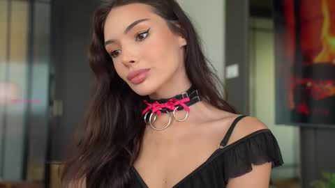 Nina online show from 6, 10, 2025