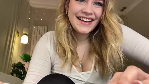 Snapshot of elixiirr chatting on 13, 2, 2026 Stephanie online show from 13, 2, 2026