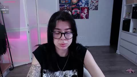 Snapshot of eliza_benet_ chatting on 22, 1, 2025 Ari online show from 22, 1, 2025