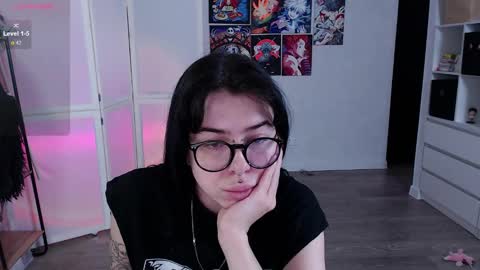 Snapshot of eliza_benet_ chatting on 22, 1, 2025 Ari online show from 22, 1, 2025