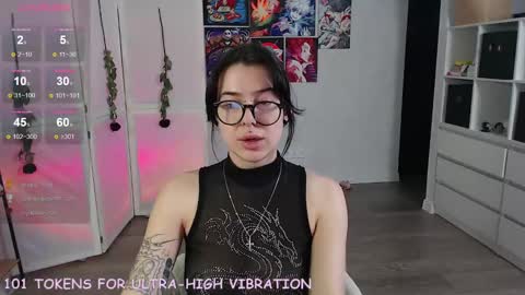 Snapshot of eliza_benet_ chatting on 23, 2, 2025 Ari online show from 23, 2, 2025