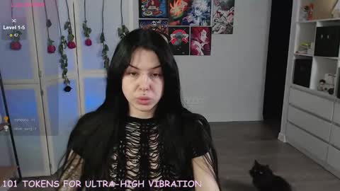 Snapshot of eliza_benet_ chatting on 12, 3, 2025 Ari online show from 12, 3, 2025