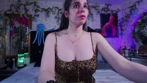 Elizabeth online show from 27, 1, 2025