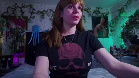 Elizabeth online show from 3, 2, 2025