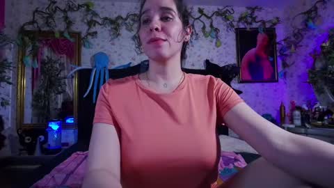 Elizabeth online show from 4, 3, 2025