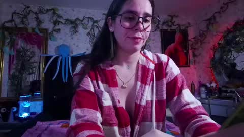 Elizabeth online show from 10, 3, 2025