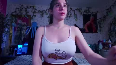 Elizabeth online show from 16, 9, 2025