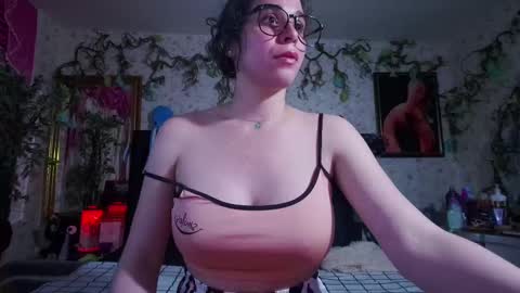 Elizabeth online show from 20, 9, 2025