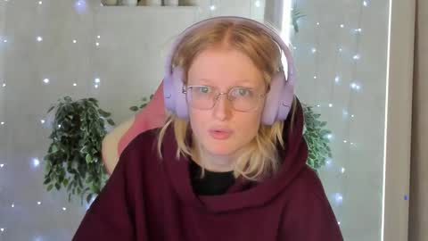 Snapshot of elizabeth_harpper chatting on 24, 11, 2025 Elizabeth online show from 24, 11, 2025