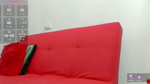 Snapshot of elizabeth_mathure chatting on 9, 9, 2025 Elizabeth Mathure online show from 9, 9, 2025